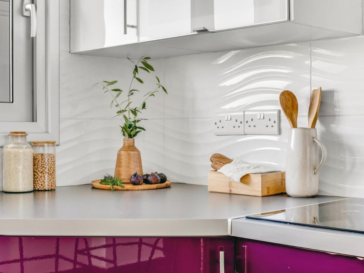 Sanders Kanika Sea Forum - Adorable 2-Bedroom Apartment With Sea View Limassol Luaran gambar